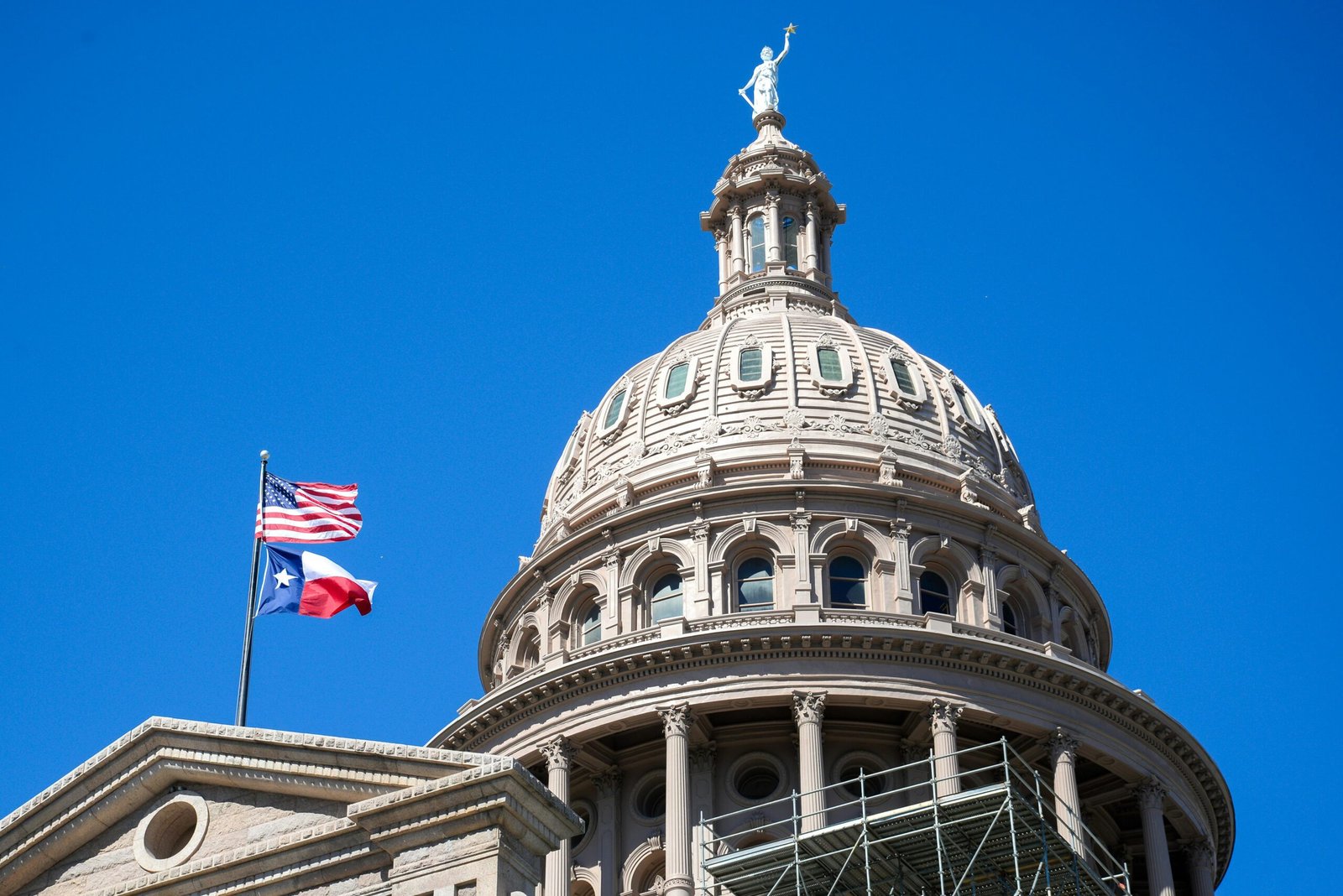 Official Texas State Capitol - 2026 SNAP and Medicaid Guide